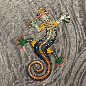 Colorful Metal Gecko Wall